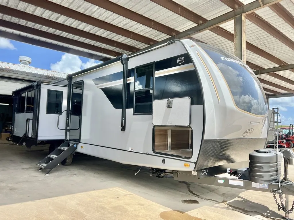2026 Forest River Vibe 2800RL - Photo 2