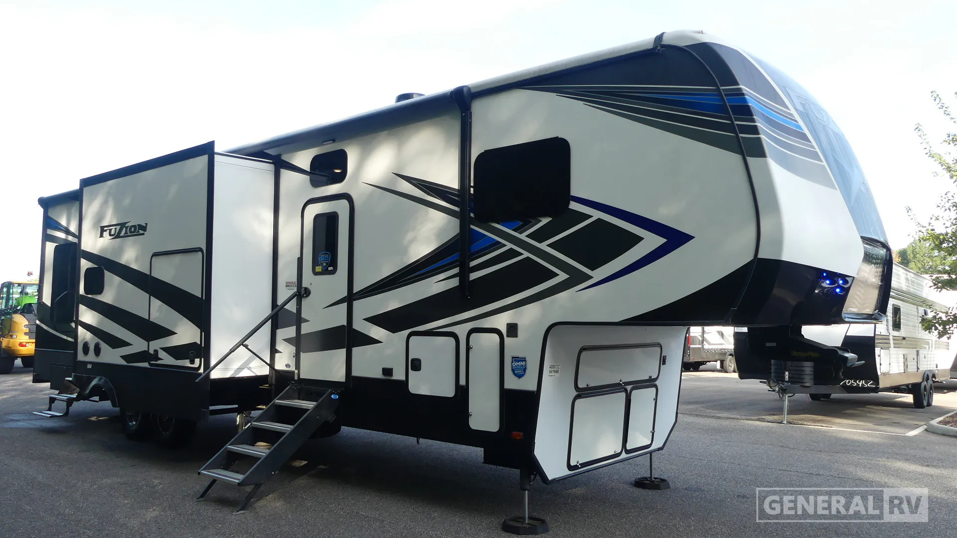 2021 Keystone Fuzion 379 - Photo 2