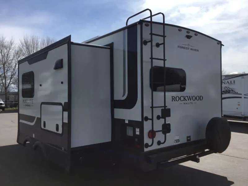 2026 Forest River Rockwood Mini Lite 2522FB - Photo 4