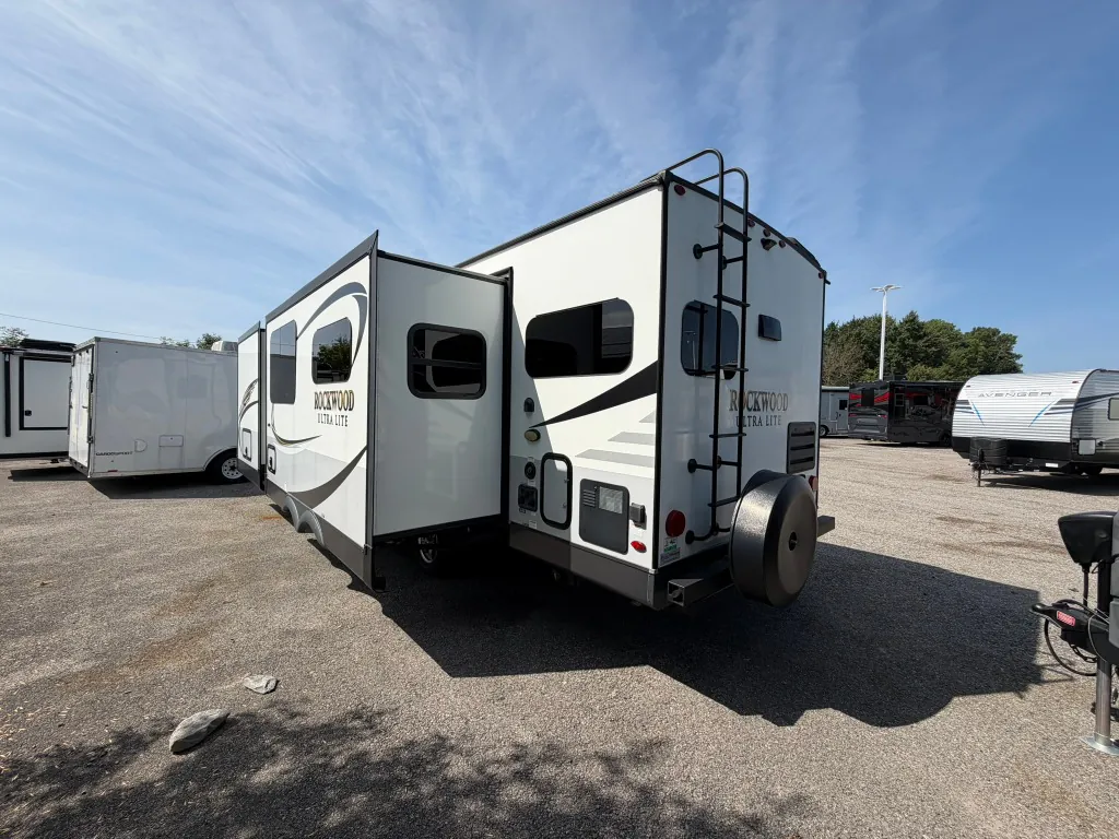2020 Forest River Rockwood Ultra Lite 2614BS, Photos photo 4