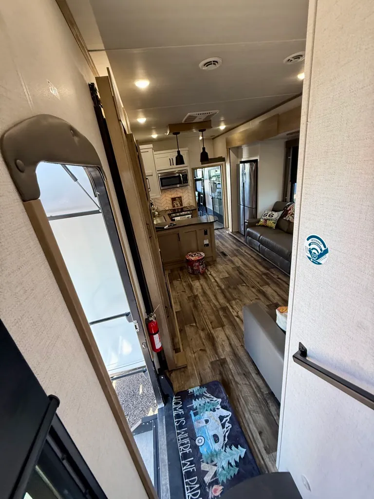 2022 Keystone Raptor 423, Photos photo 82