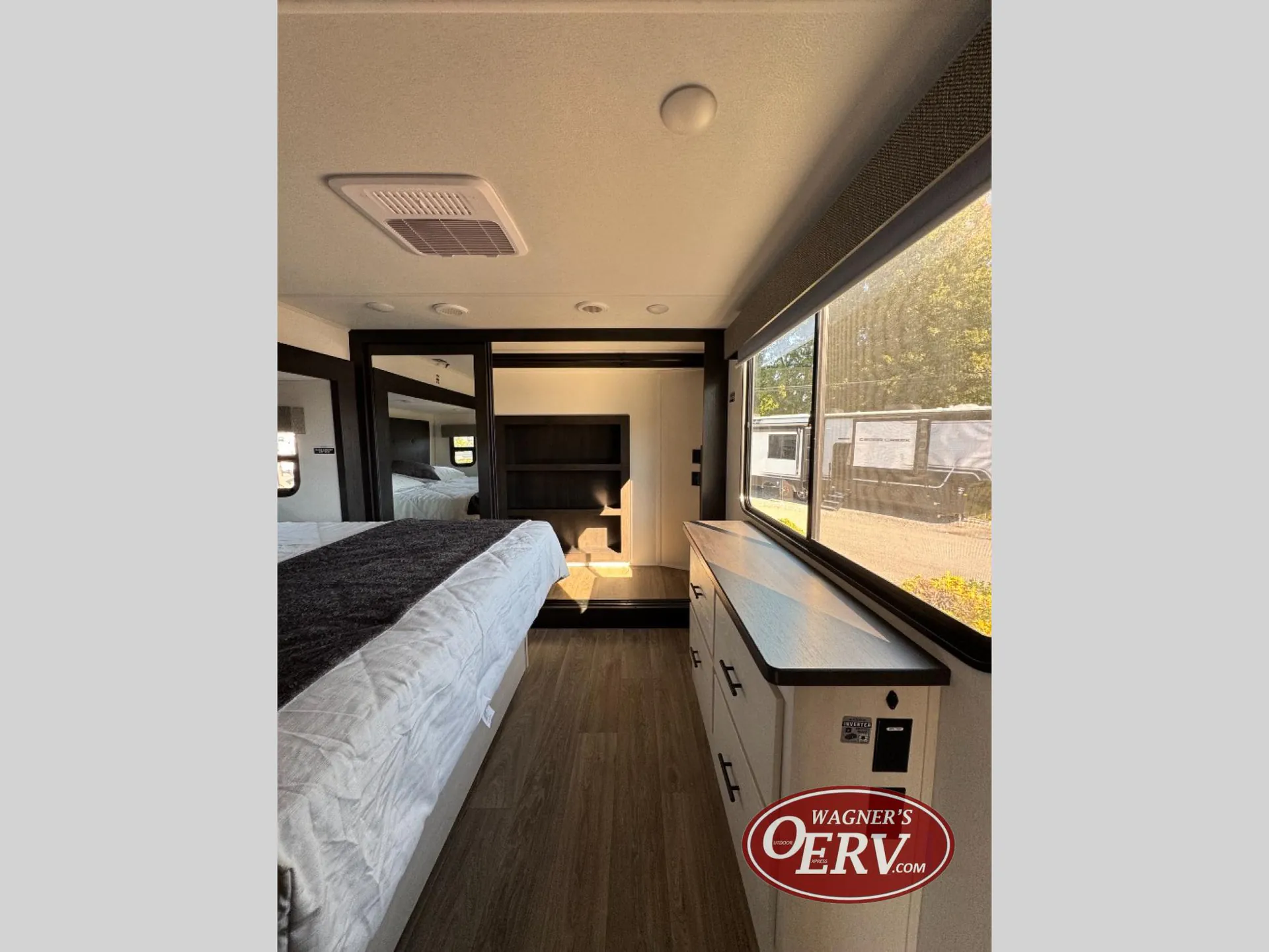 2027 Forest River Sabre 32RL - Photo 4