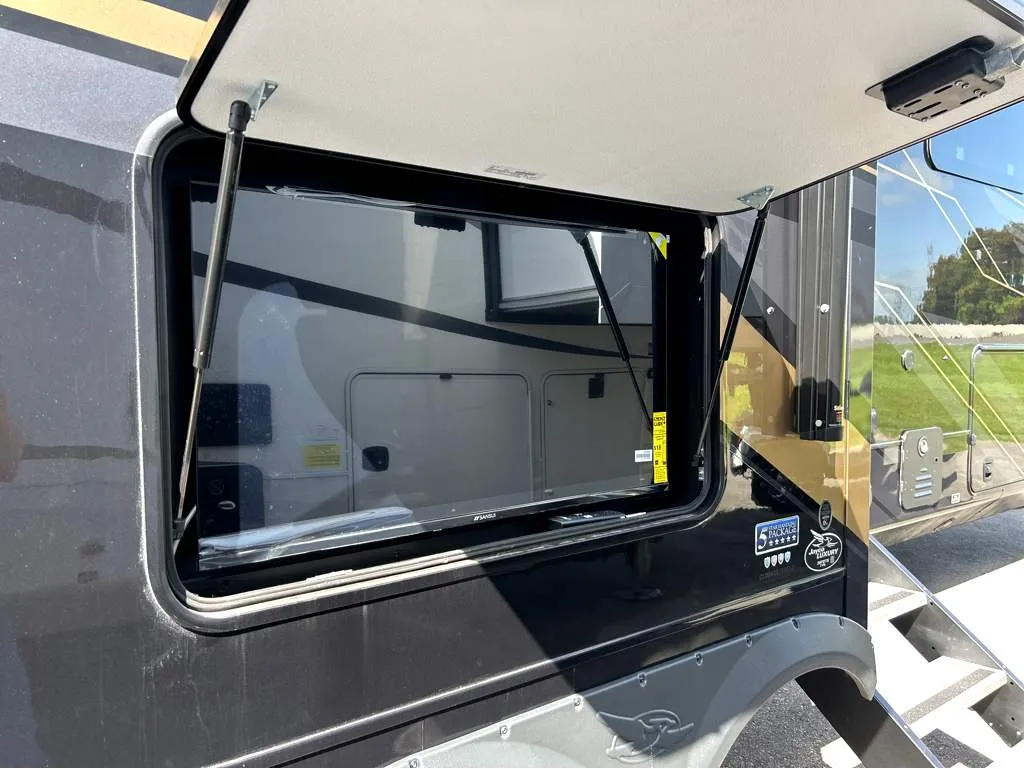 2026 Jayco Pinnacle 36FBTS, Photos photo 5
