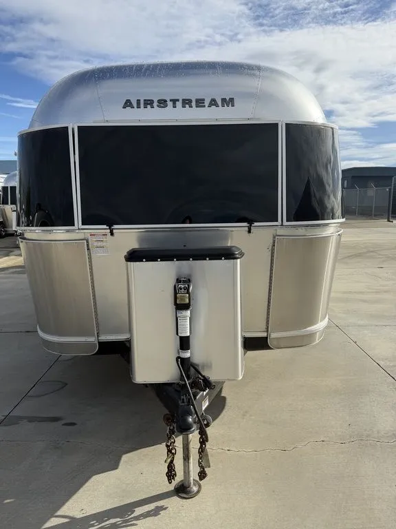2021 Airstream Globetrotter® Globetrotter - Photo 2