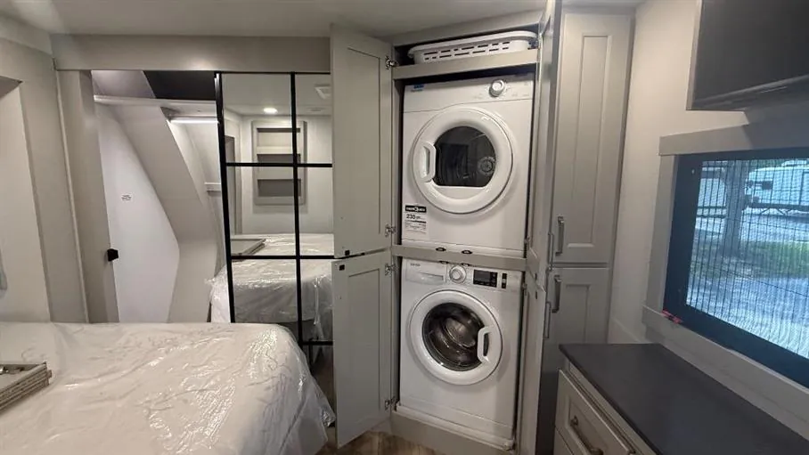 2025 Brinkley Model G 4100, Photos photo 31
