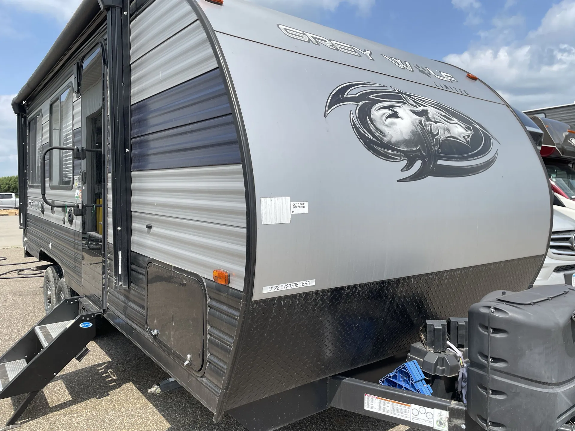 2022 Forest River Cherokee Grey Wolf 18RR - Photo 2