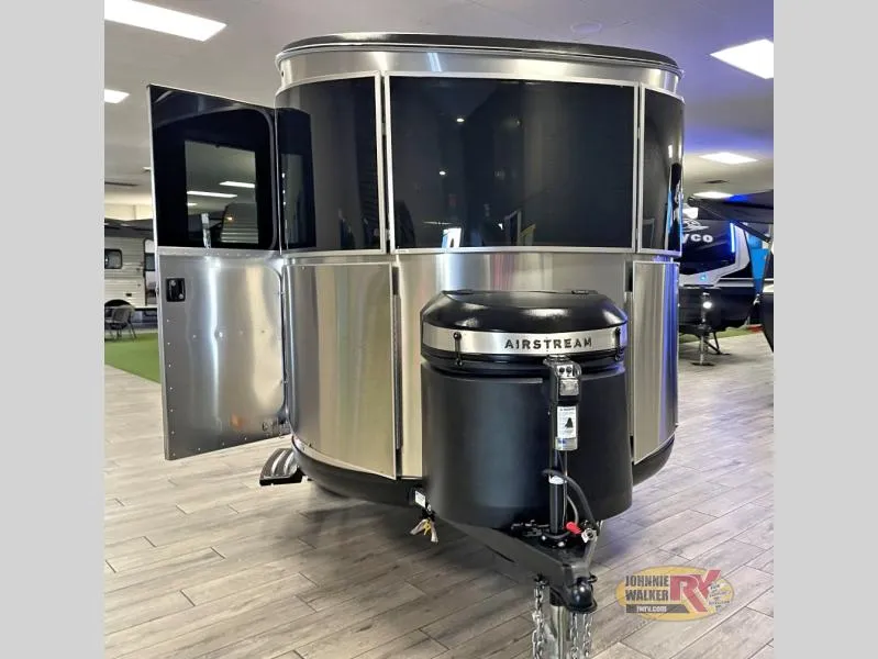 2025 Airstream Basecamp Basecamp 16X - Photo 4