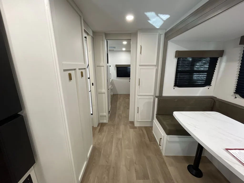 2027 Grand Design Transcend 335BHT, Photos photo 17