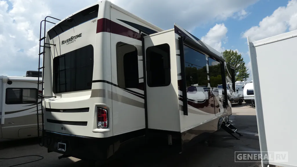 2018 Forest River Riverstone Legacy 38FB2, Photos photo 7