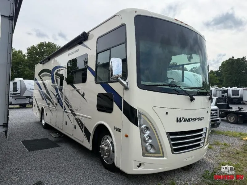2022 Thor Motor Coach Windsport 31C - Photo 4