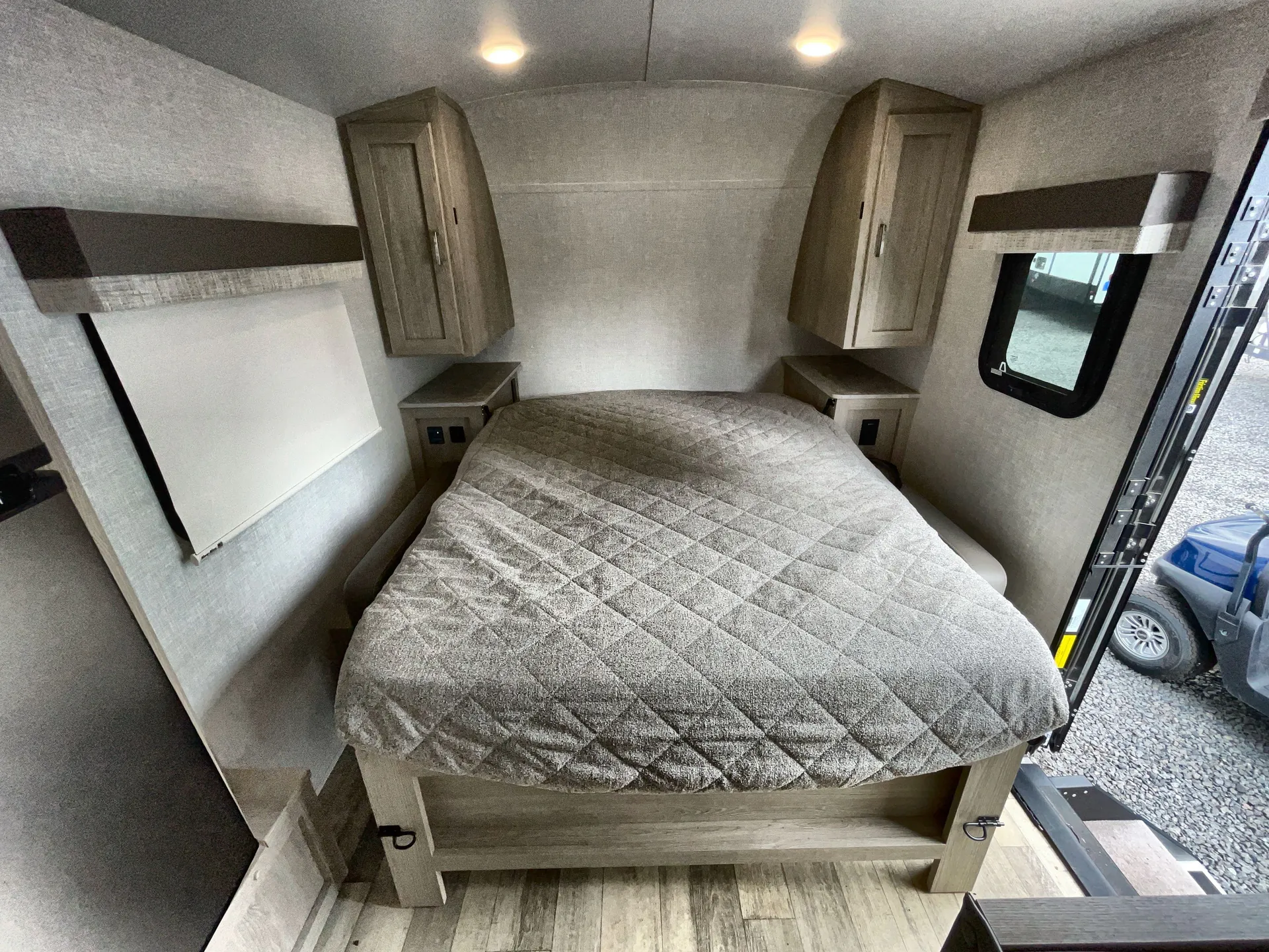 2022 Forest River Flagstaff E-Pro 19FDS — living area main