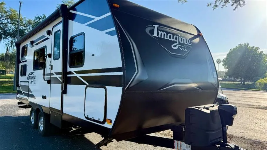 2020 Grand Design Imagine XLS 21BHE - Photo 2