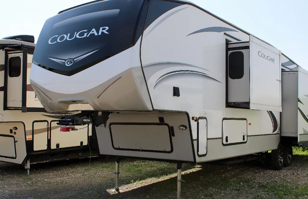 2021 Keystone Cougar 355FBS - Photo 2