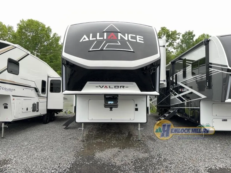 2026 Alliance RV Valor 32A10 - Photo 3