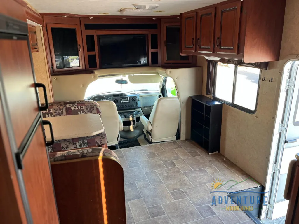 2010 Forest River Sunseeker 3120DS, Photos photo 7