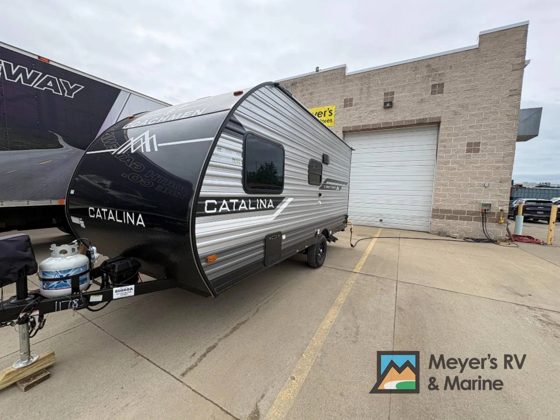 2025 Coachmen Catalina Summit Series 7 154RBX - Photo 4