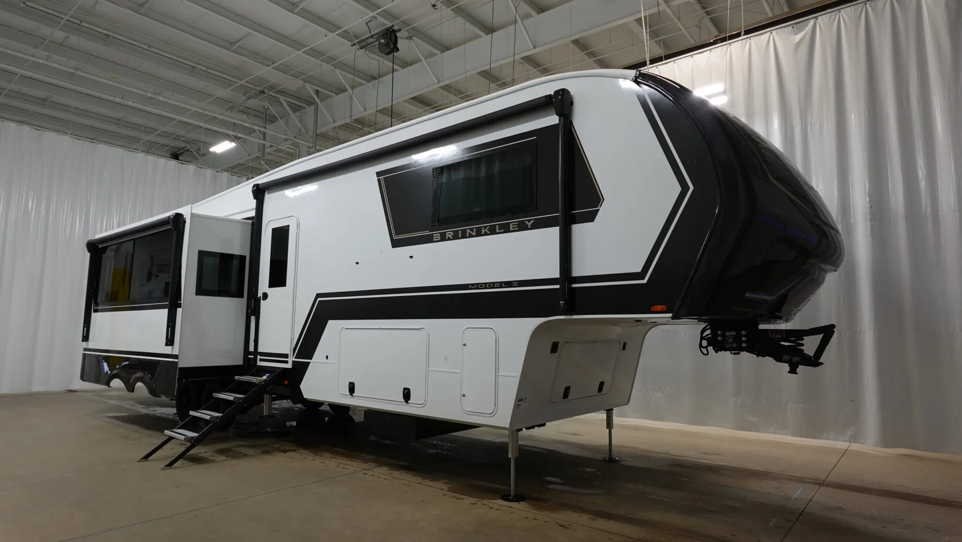 2026 Brinkley Model Z 3420 - Photo 2