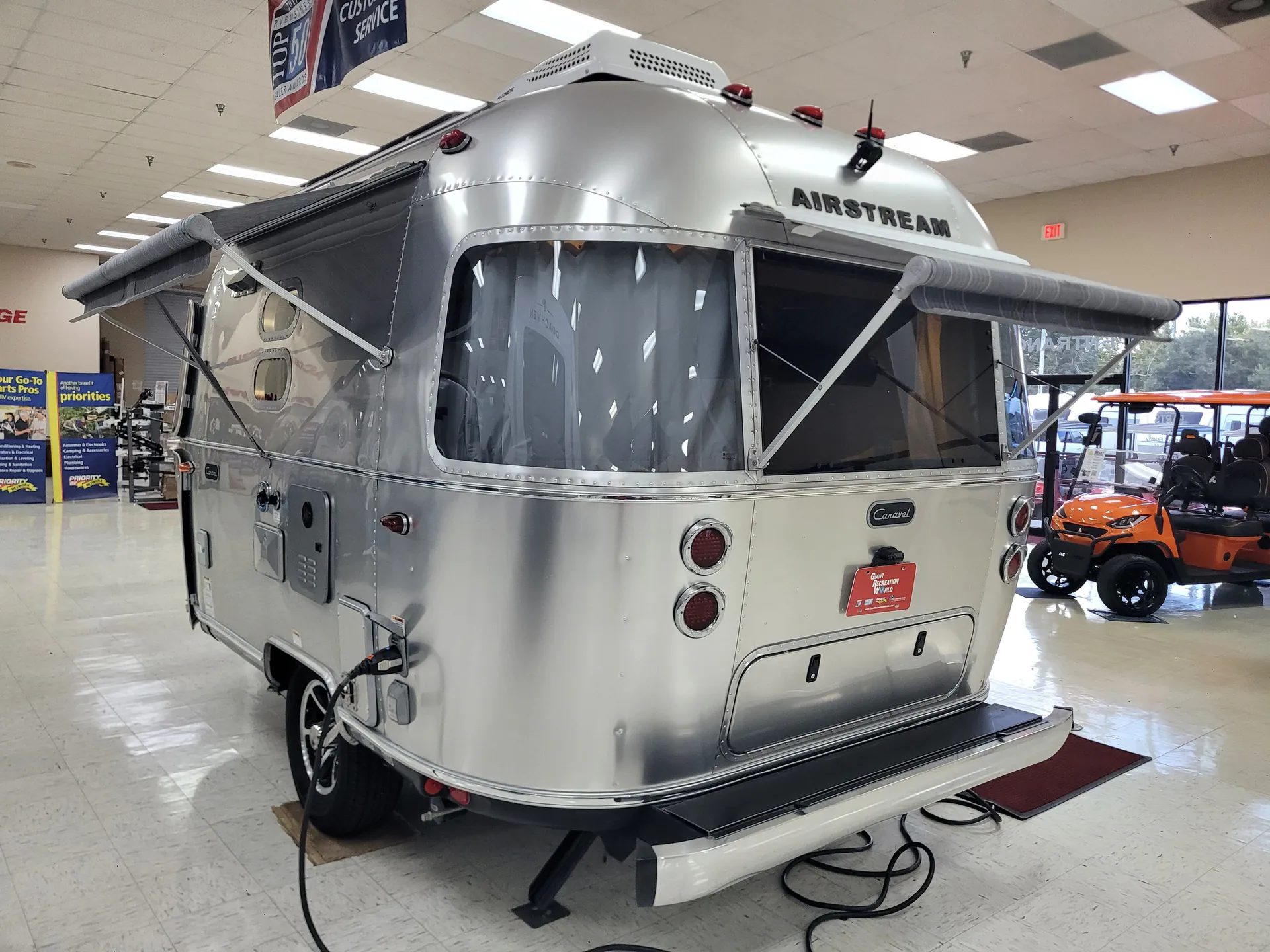 2024 Airstream Caravel 16RB - Photo 4