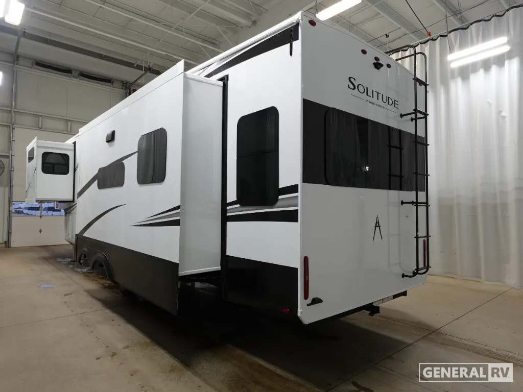 2026 Grand Design Solitude 370DV - Photo 4