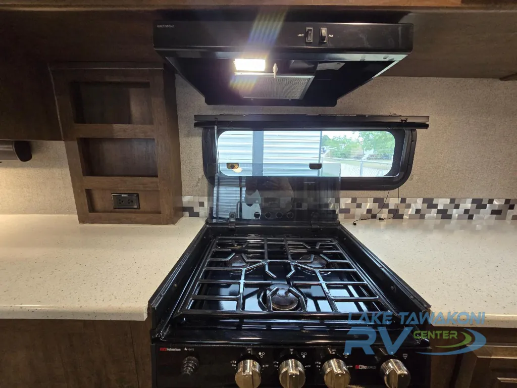 2020 Forest River Rockwood Ultra Lite 2902SW, Photos photo 9