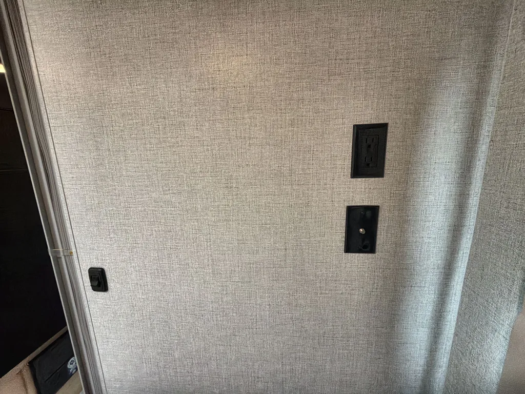 2026 Thor Motor Coach Freedom Elite 28HE, Photos photo 3