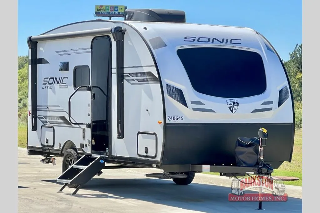 2025 Venture RV Sonic Lite 150VRB - Main photo