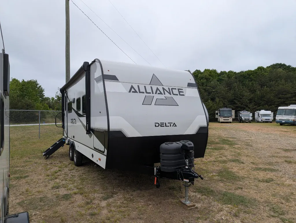 2025 Alliance RV Delta ML206 - Photo 2