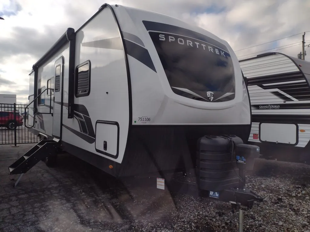 2026 Venture RV SportTrek ST271VRB - Photo 2