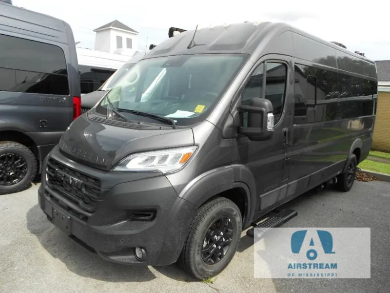 2026 Airstream Rangeline New    Std. Model - Main photo
