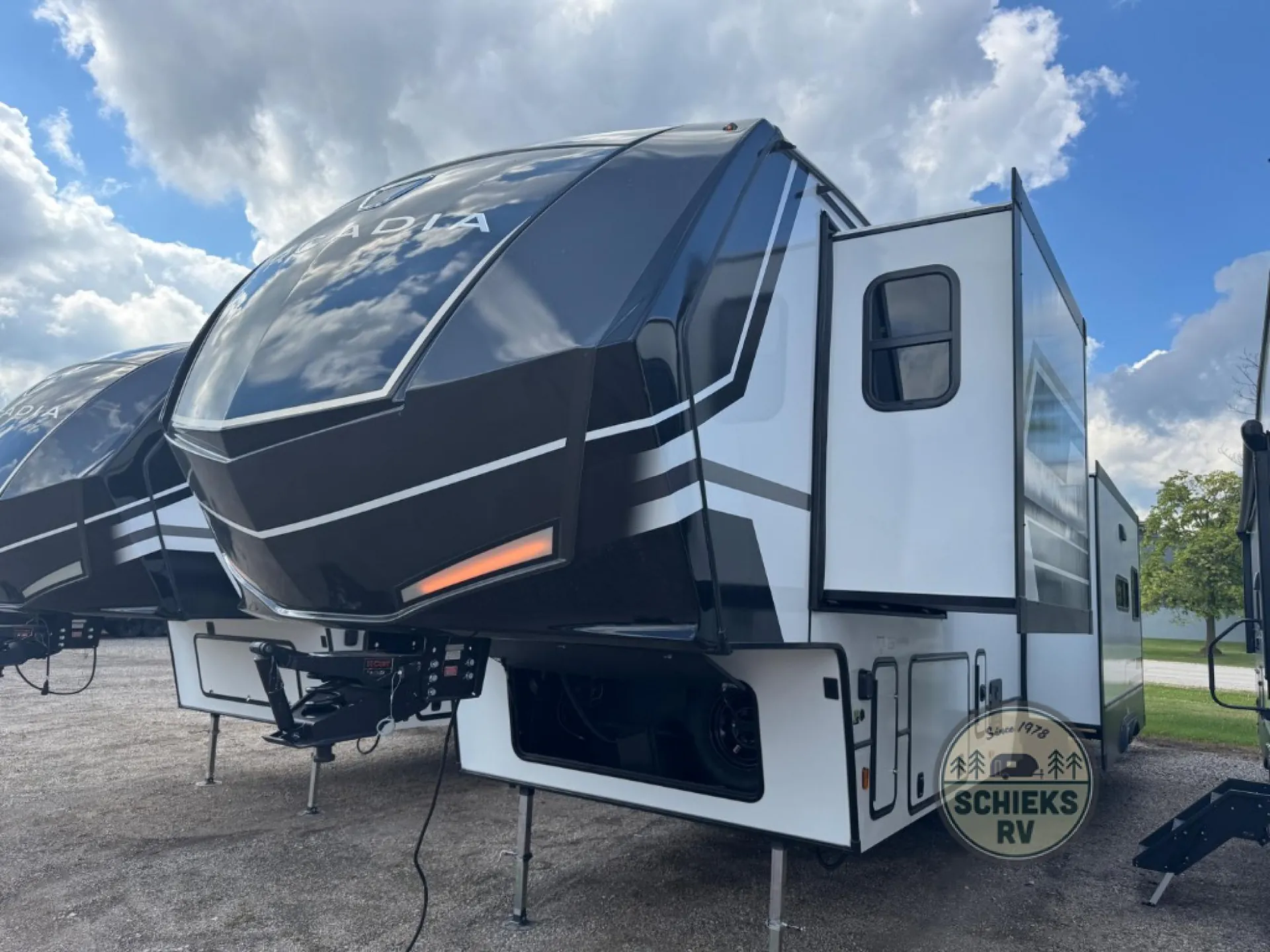 2026 Keystone Arcadia 3790RO - Photo 3
