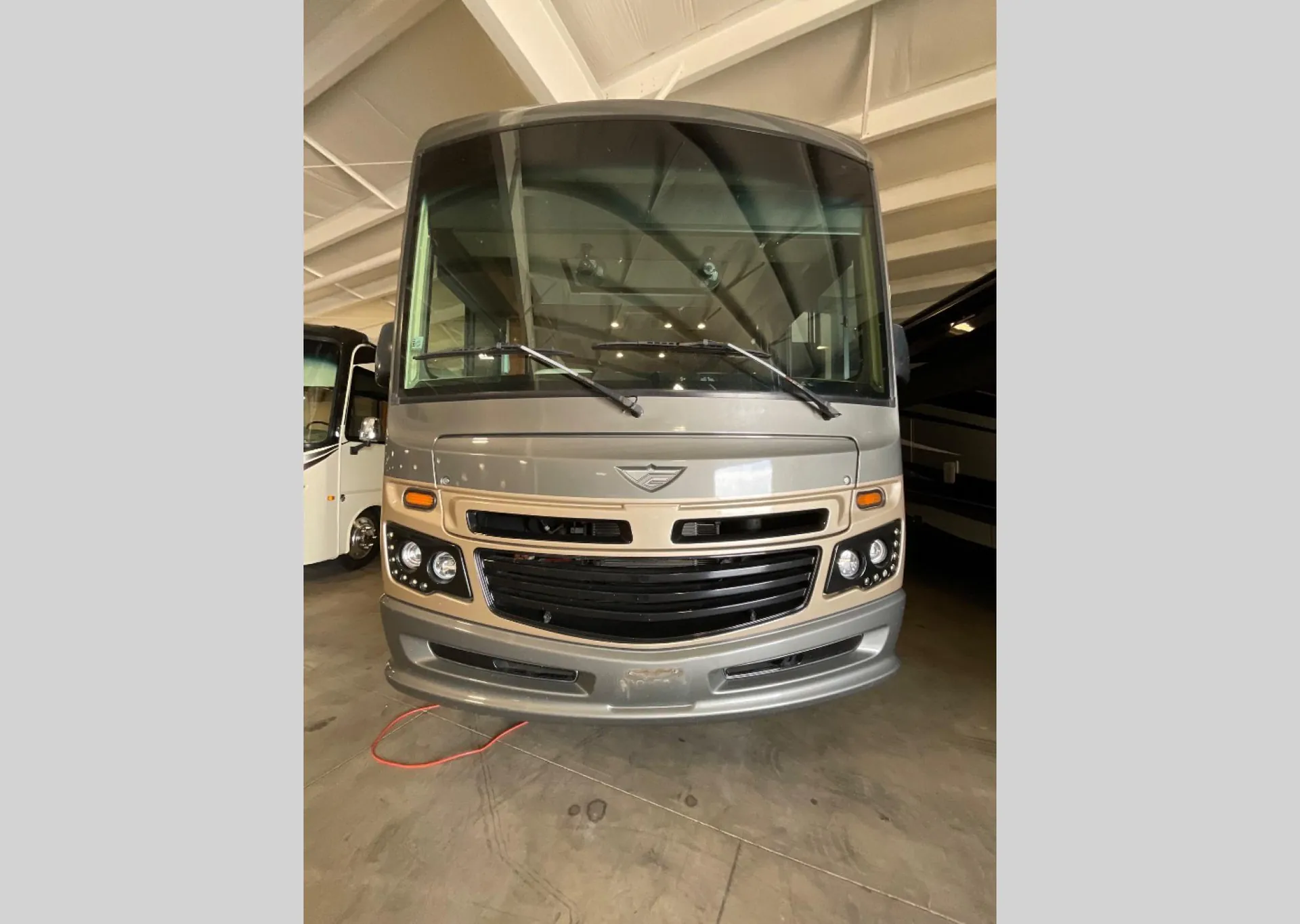 2015 Fleetwood Bounder 36E - Photo 4