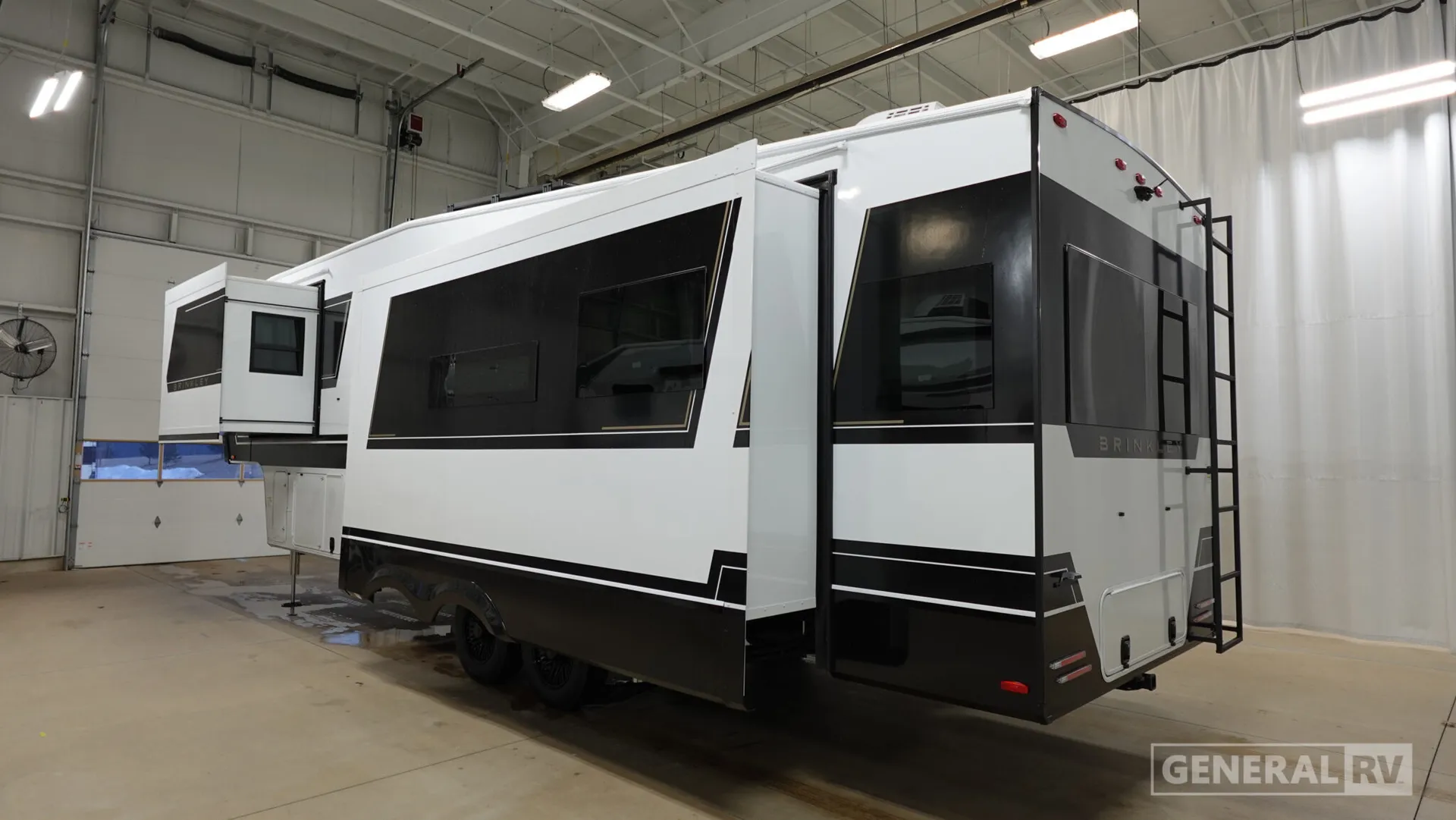 2026 Brinkley Model Z 3100 - Photo 4