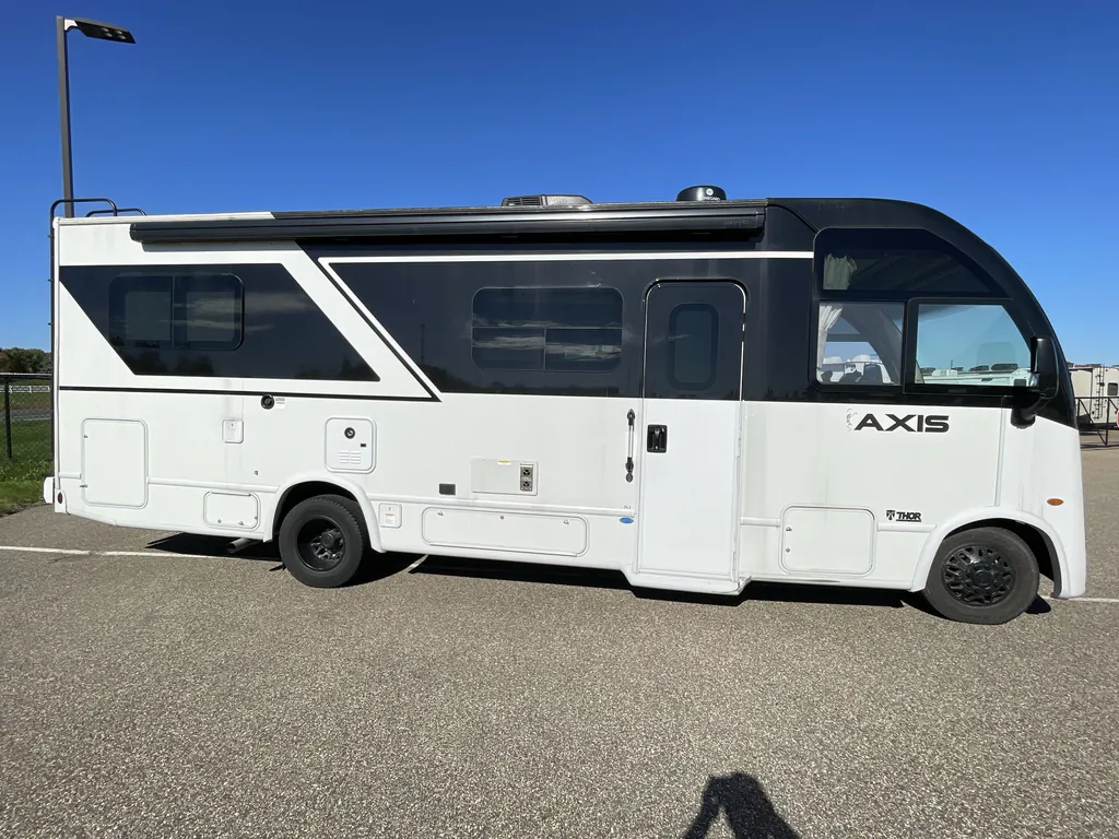 2025 Thor Motor Coach Axis 26.2, Photos photo 4