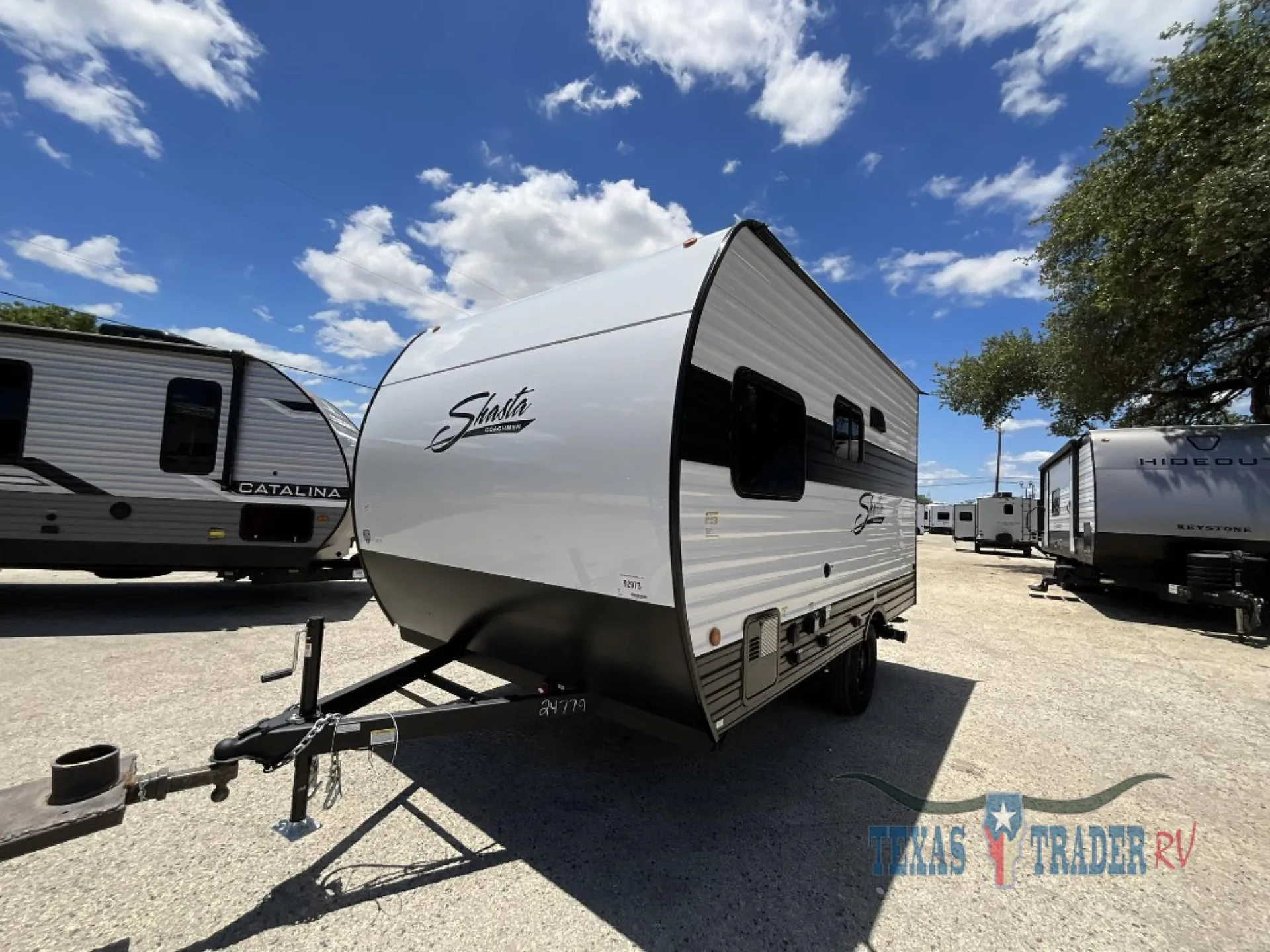 2026 Shasta Compact 17LB - Photo 3