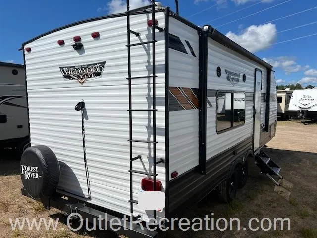 2021 Forest River Wildwood X-Lite 241QBXL - Photo 3