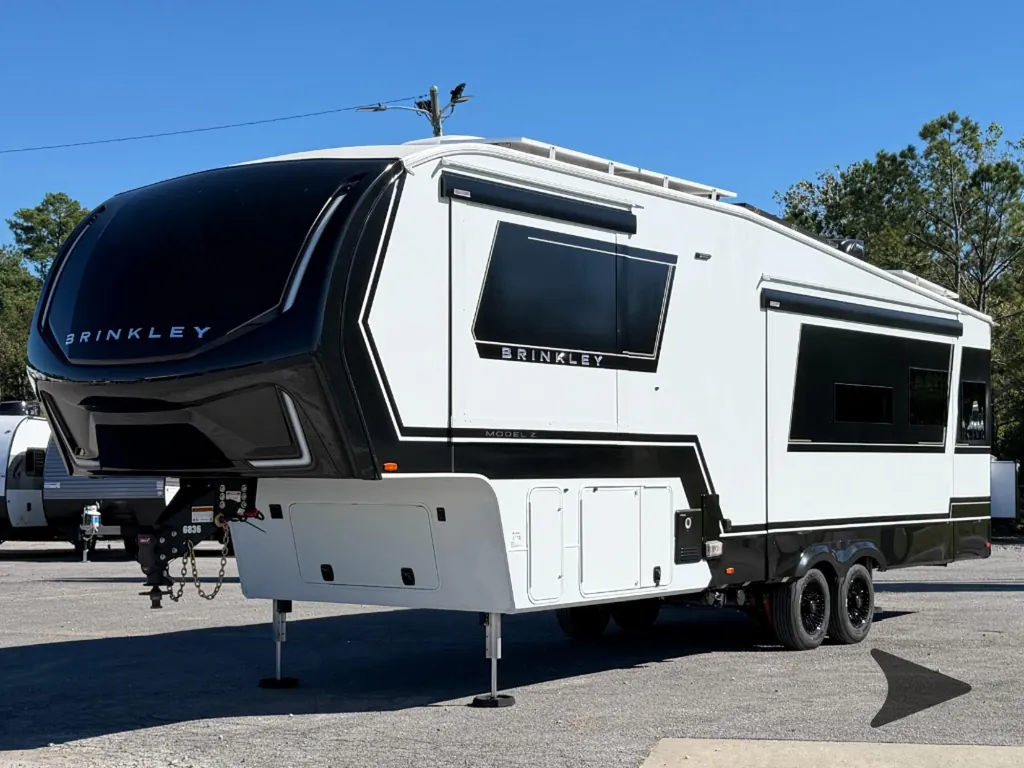 2025 Brinkley Model Z 3100, Photos photo 8