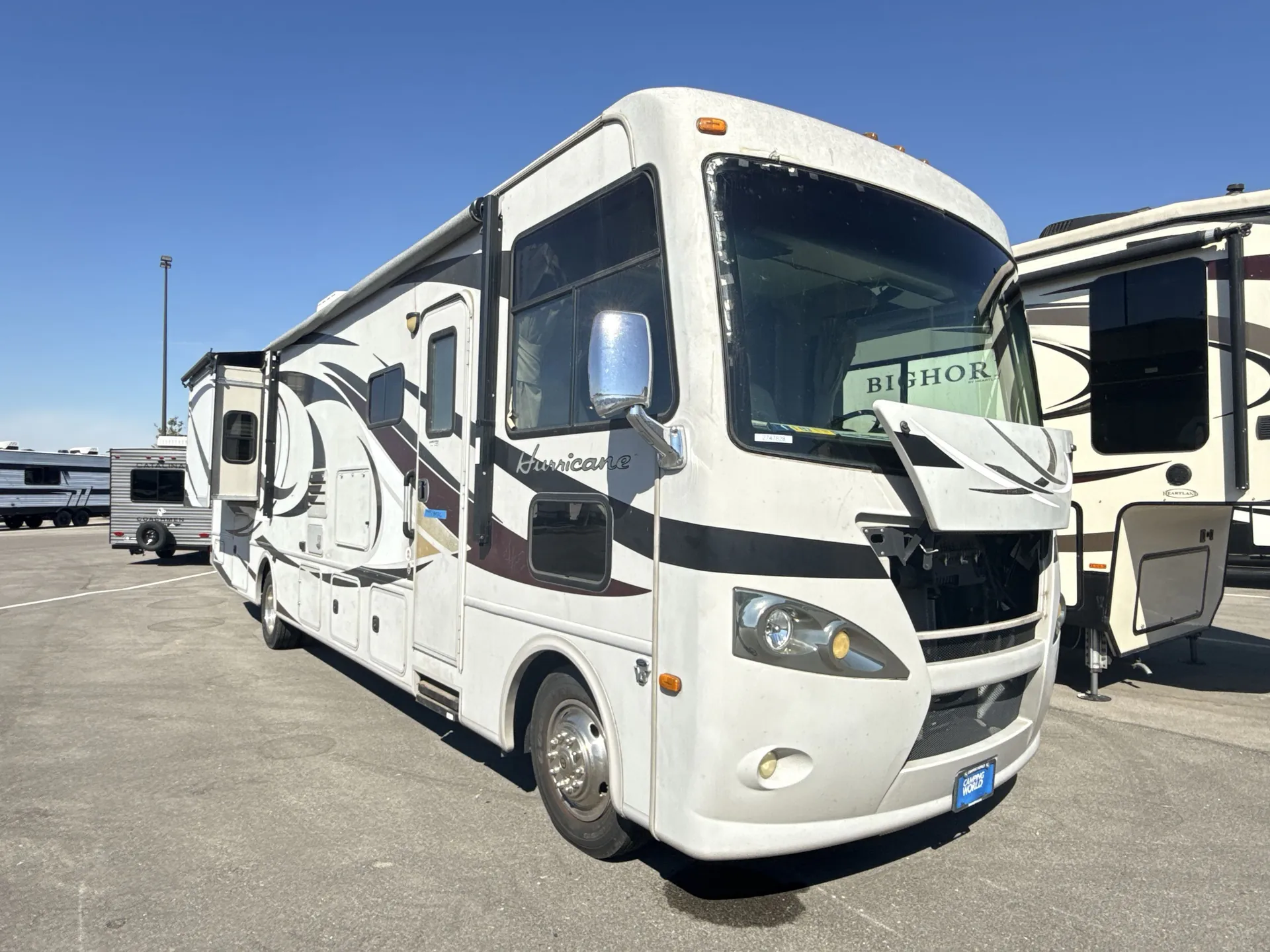 2014 Thor Motor Coach Hurricane 34E - Photo 2