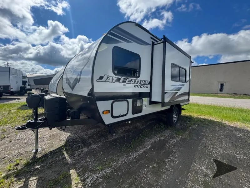 2022 Jayco Jay Feather Micro 166FBS - Photo 4