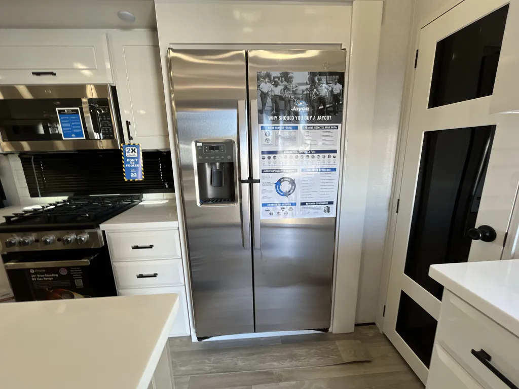 2027 Jayco Pinnacle 32RLTS, Photos photo 8