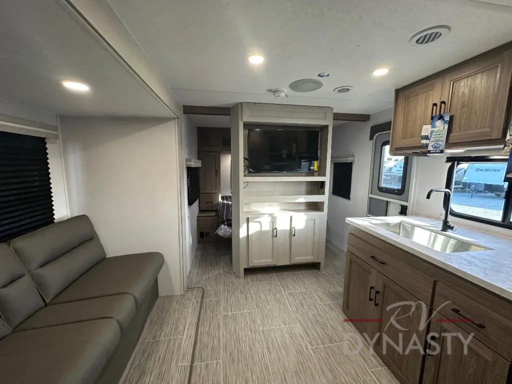 2025 Coachmen Freedom Express Select 31SE, Photos photo 49