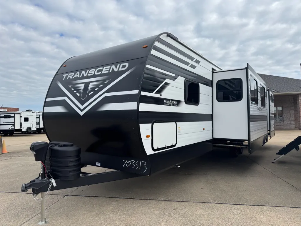 2026 Grand Design Transcend 325BHT - Photo 3