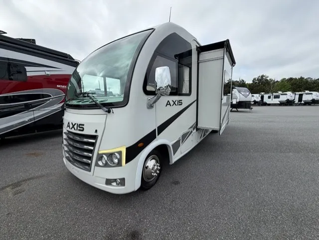 2024 Thor Motor Coach Axis 24.1 - Photo 4