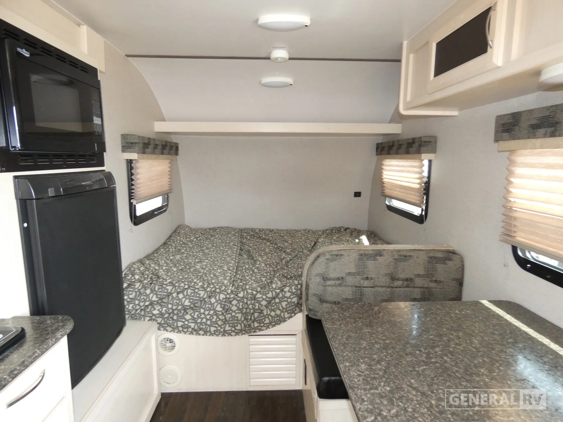 2018 Winnebago Minnie Drop 170S - Photo 3