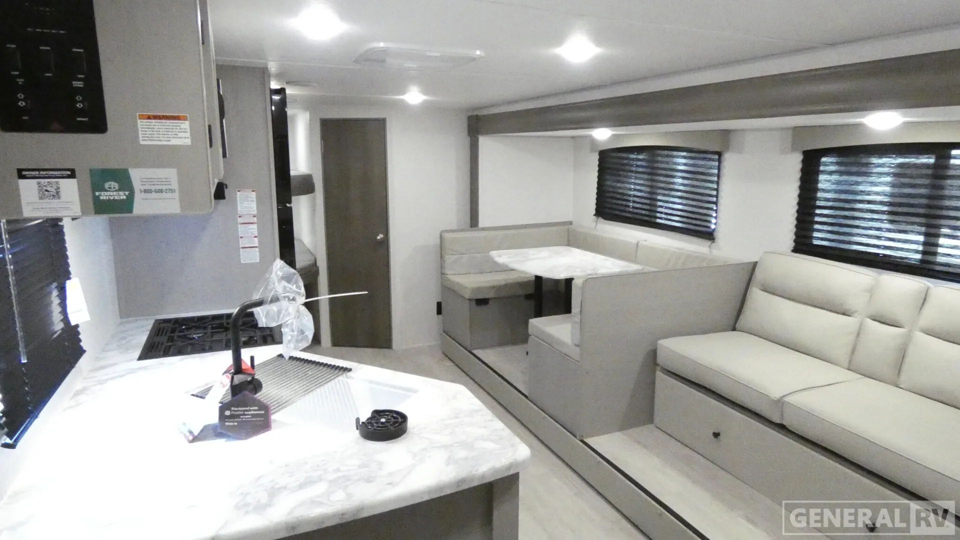 2026 Coachmen Clipper 6K Series 262DBS - Photo 3