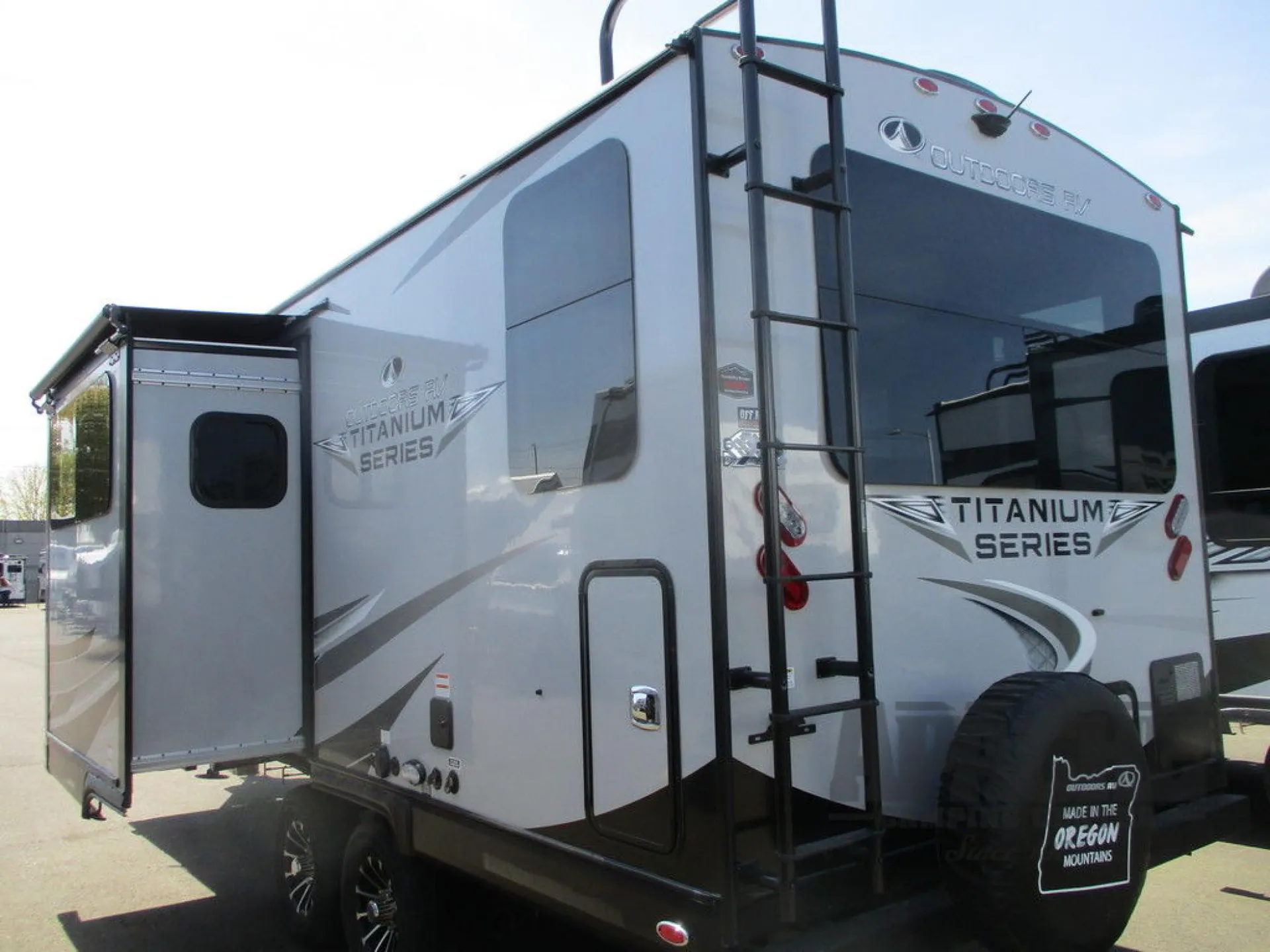 2025 Outdoors RV Creek Side Titanium Series 22KVS - Photo 2
