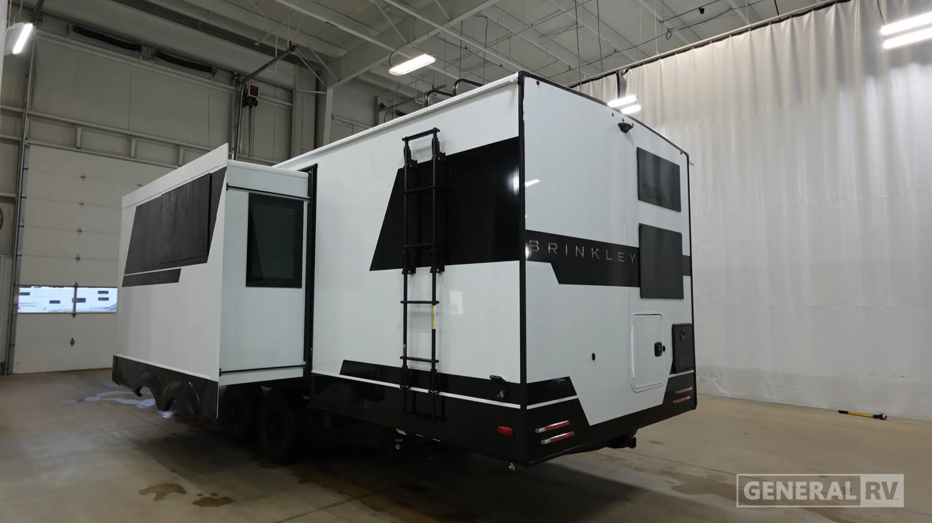 2026 Brinkley Model Ix 24X - Photo 4