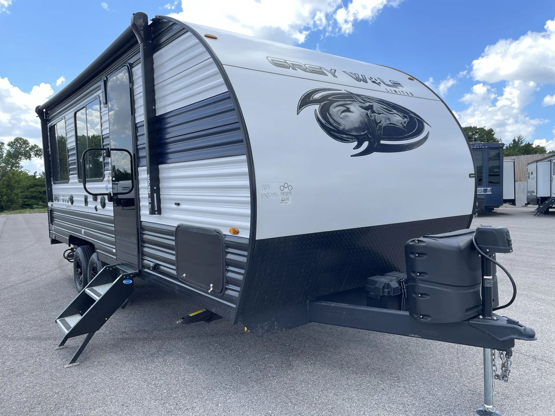 2023 Forest River Cherokee Grey Wolf 18RR - Photo 2