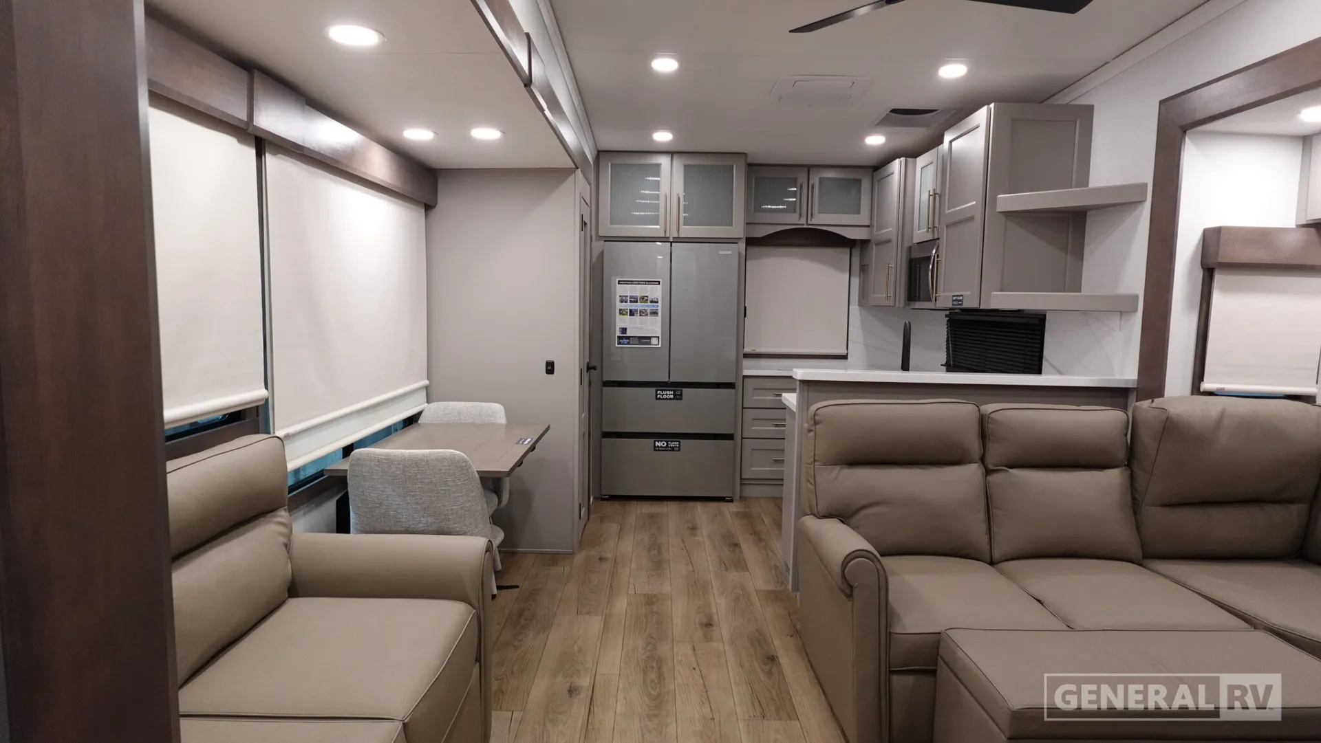 2026 Alliance RV Paradigm 382RK - Photo 3