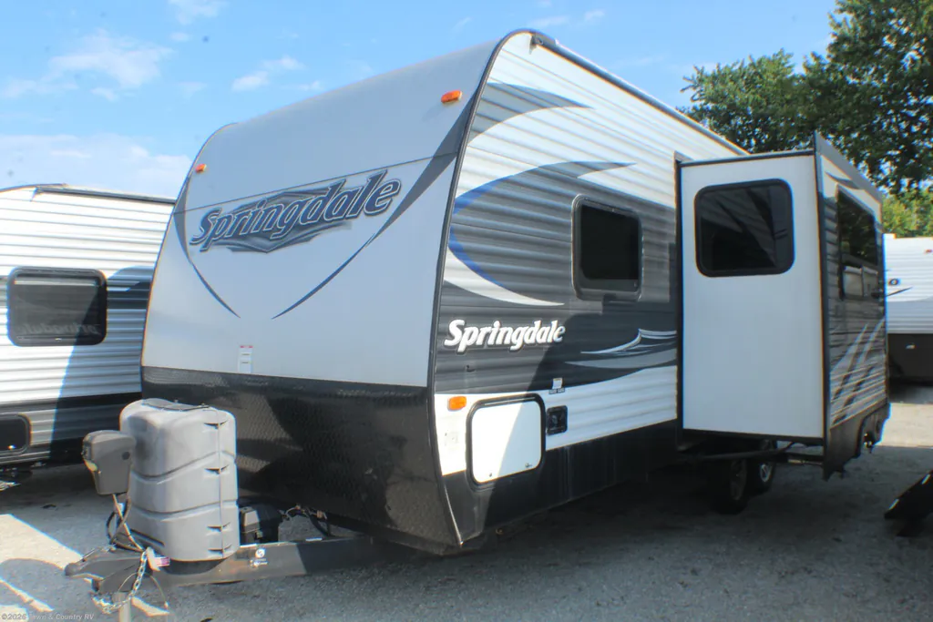 2018 Forest River Vibe 313BHS, Photos photo 28