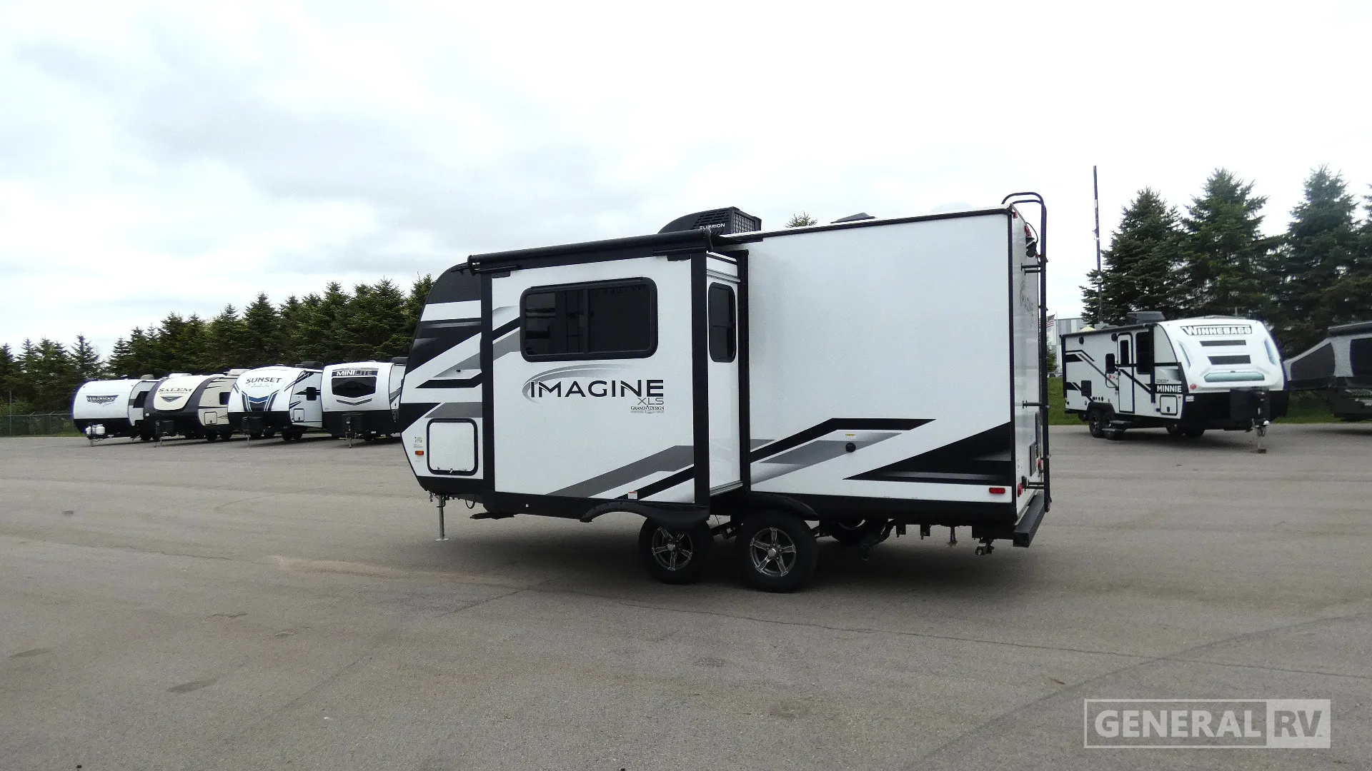 2023 Grand Design Imagine XLS 17MKE - Photo 4